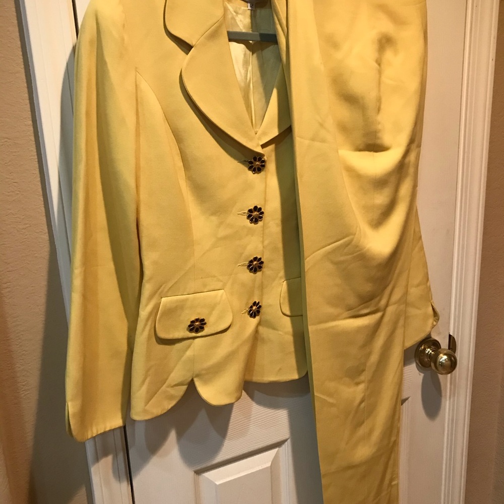 Two piece Authentic Moschery